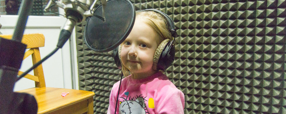 Записываем ребенка на студии звукозаписи
